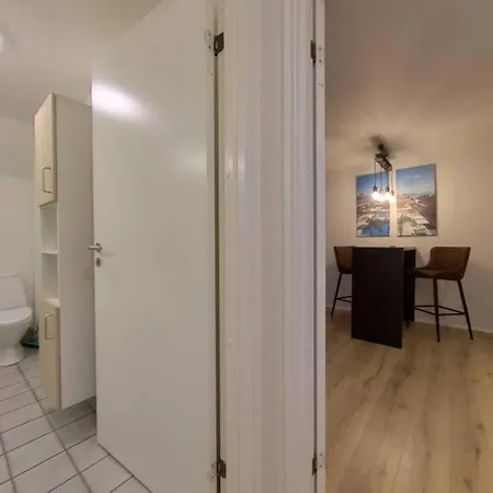 Lejlighed Cozy With Private Garden And Parking Tinglev