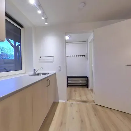 Lejlighed Cozy With Private Garden And Parking *